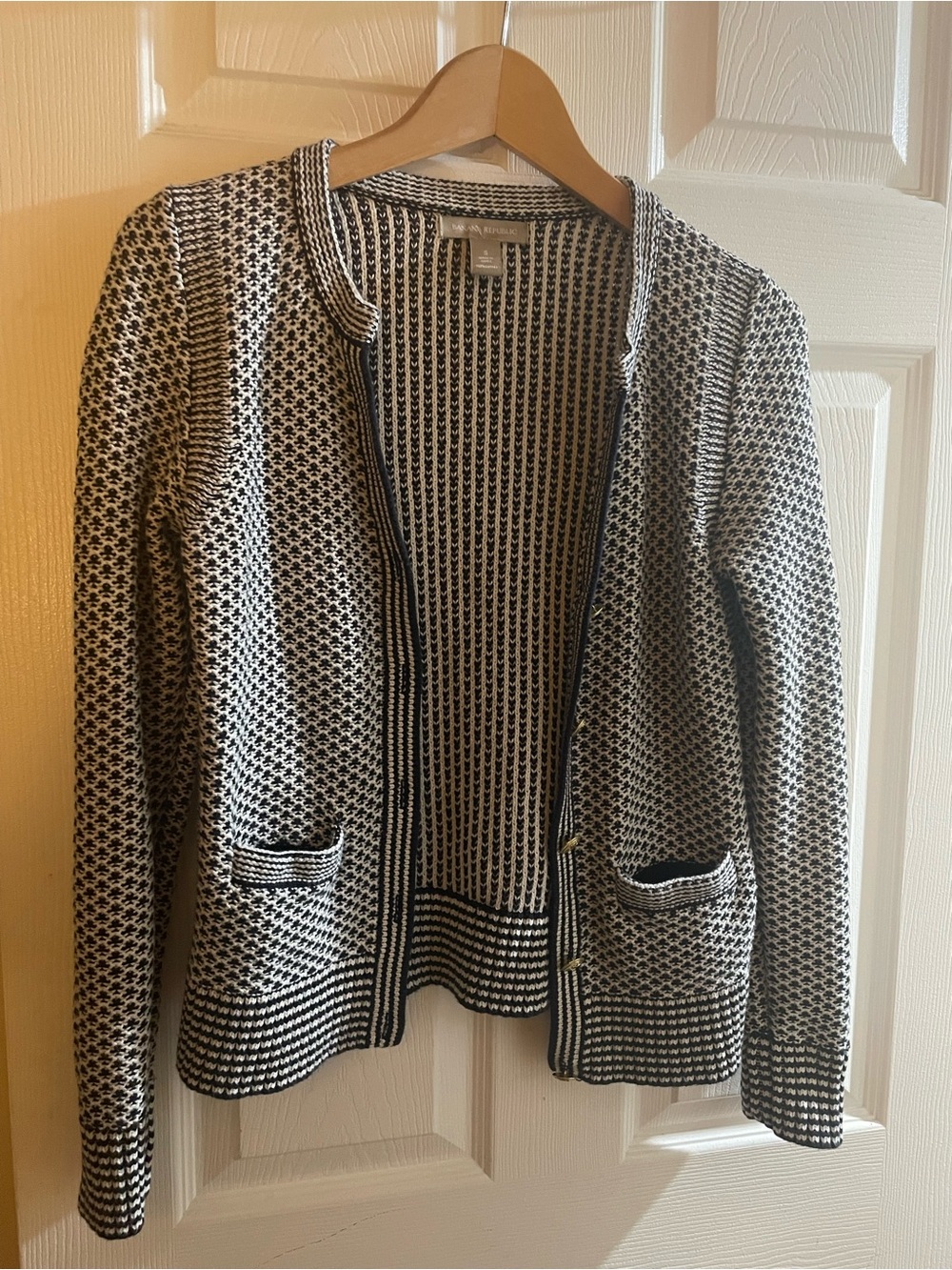 Banana Republic Black and White Cardigan